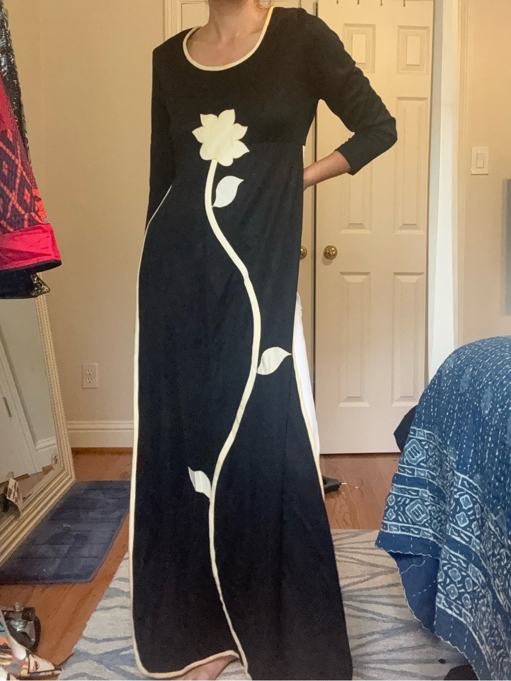 Vintage black long sleeve side slit dress